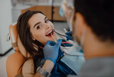 How long is a coronal polishing course?